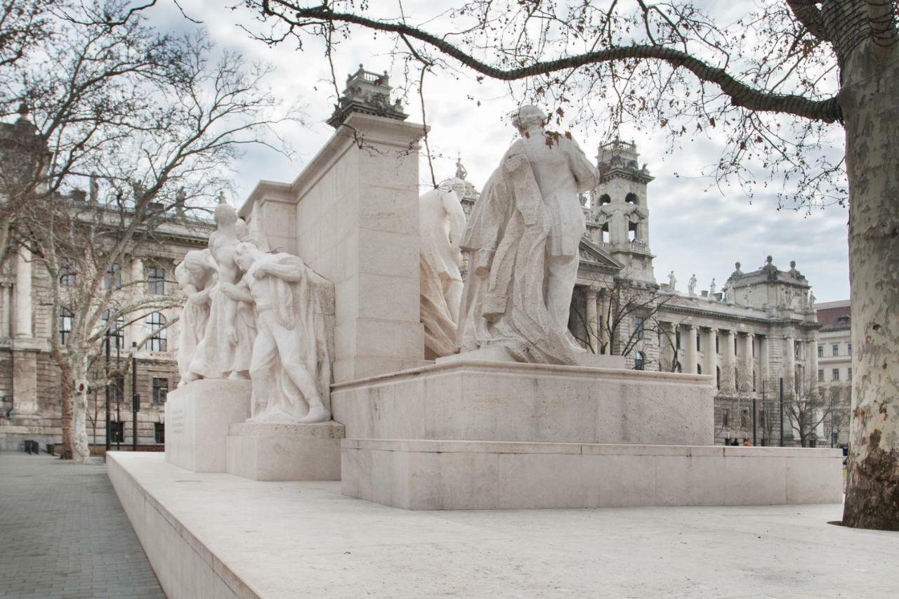 Atlanta Apartment Is In The Heart Of Budapest Ngoại thất bức ảnh