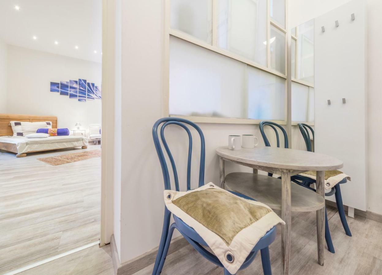 Atlanta Apartment Is In The Heart Of Budapest Ngoại thất bức ảnh